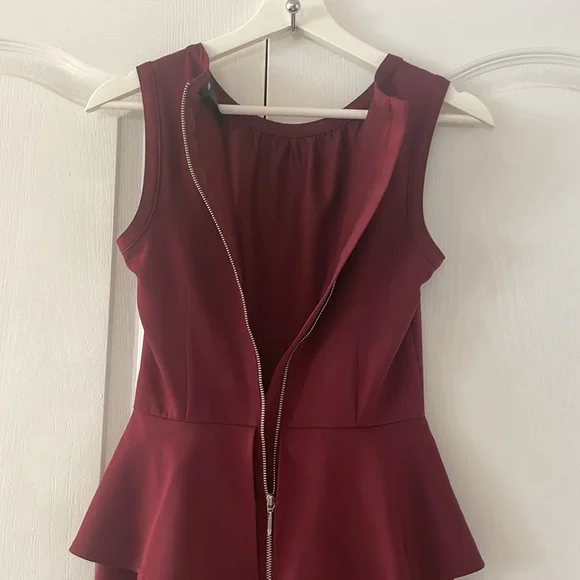 H&M pretty peplum style mulberry coloured dress SIZE 4 - Picture 7 of 12